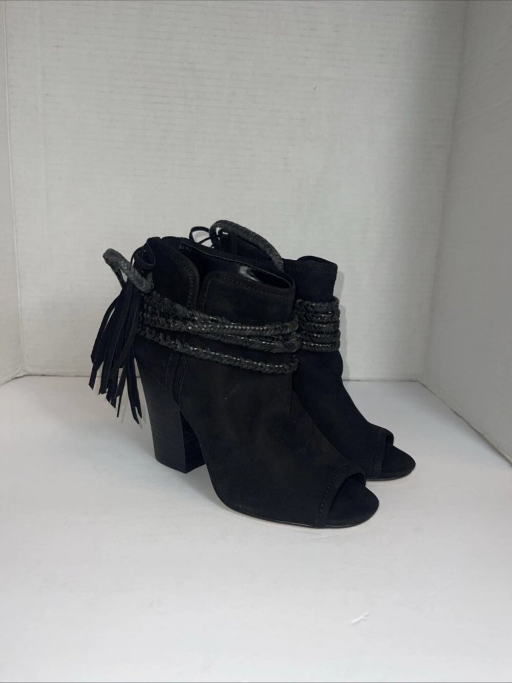 BCBG Generation Cinder Womens Size 5 Black Suede/Tassels Ankle Boots Booties